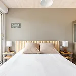 Lägenhet Diane - Beach, Wi-fi, Sleeps 6, Modern And Neat