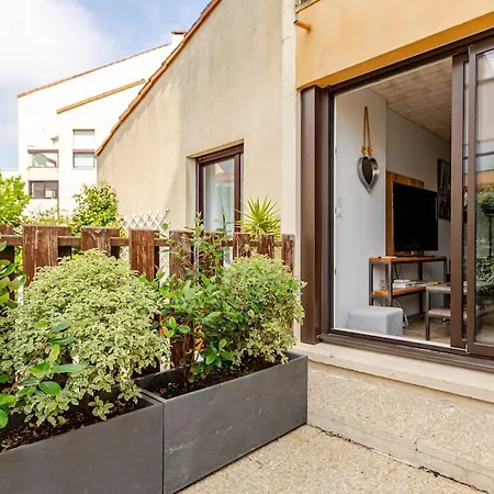 Diane - Beach, Wi-fi, Sleeps 6, Modern And Neat *