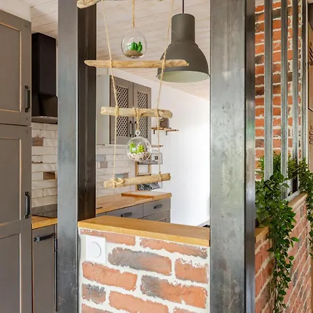 Lägenhet Diane - Beach, Wi-fi, Sleeps 6, Modern And Neat