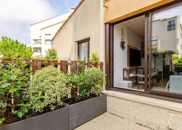 Diane - Beach, Wi-fi, Sleeps 6, Modern And Neat *