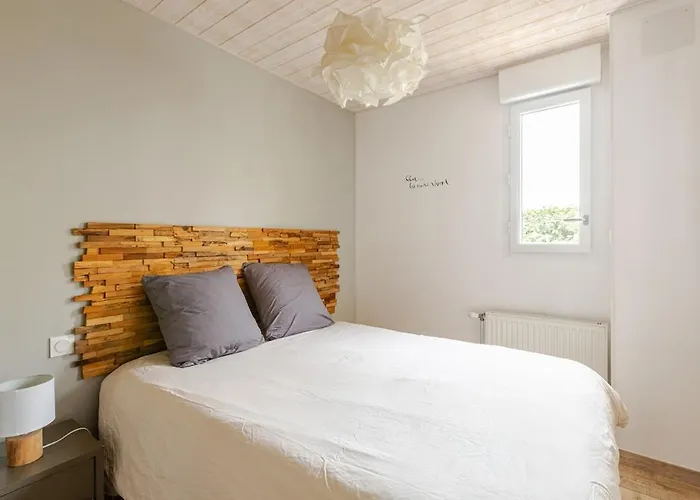 Diane - Beach, Wi-fi, Sleeps 6, Modern And Neat * La Rochelle (Charente-Maritime)
