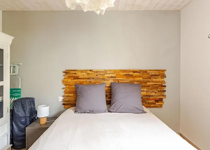 Apartment Diane - Beach, Wi-fi, Sleeps 6, Modern And Neat La Rochelle (Charente-Maritime)